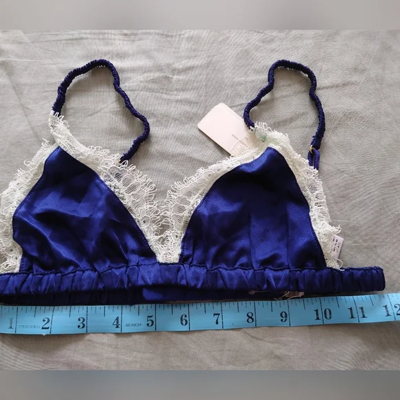 NWT Naked Princess Lila 100% Genuine silk bralette Sz P - Picture 5 of 8